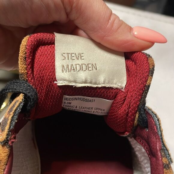 Steve Madden HUDSIN LEOPARD Sneakers | size 8 - Picture 8 of 9